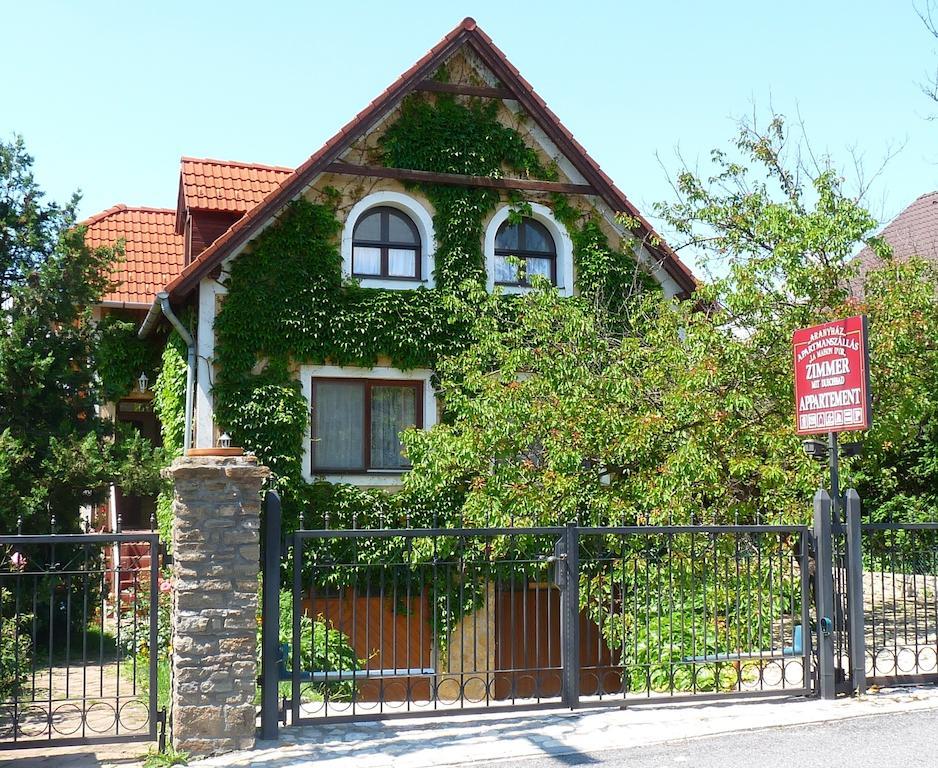 Aranyhaz Apartmanszallas Tihany Buitenkant foto